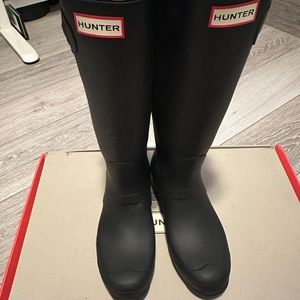 Hunter Women’s Size 10 Tall Rain Boots Black